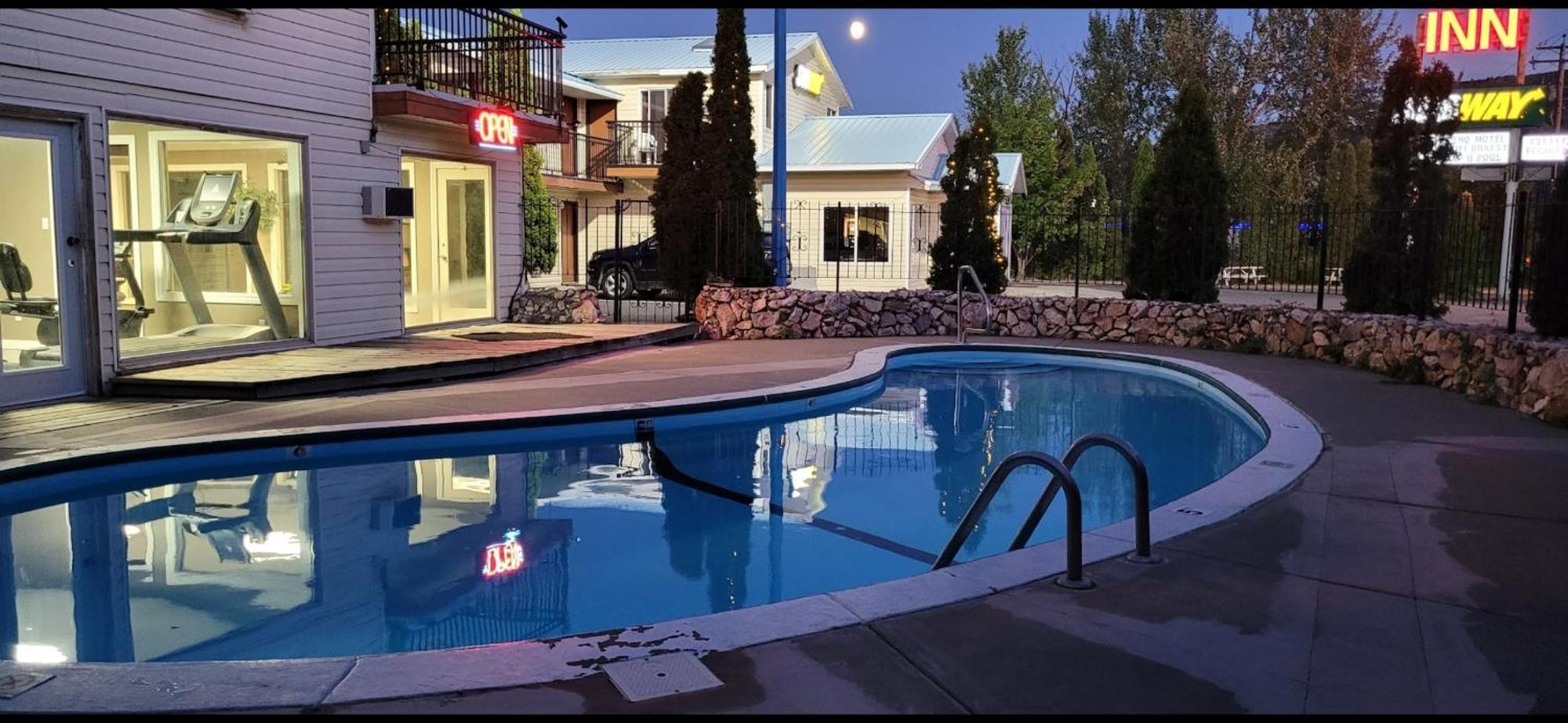 Cache Creek Inn Dış mekan fotoğraf