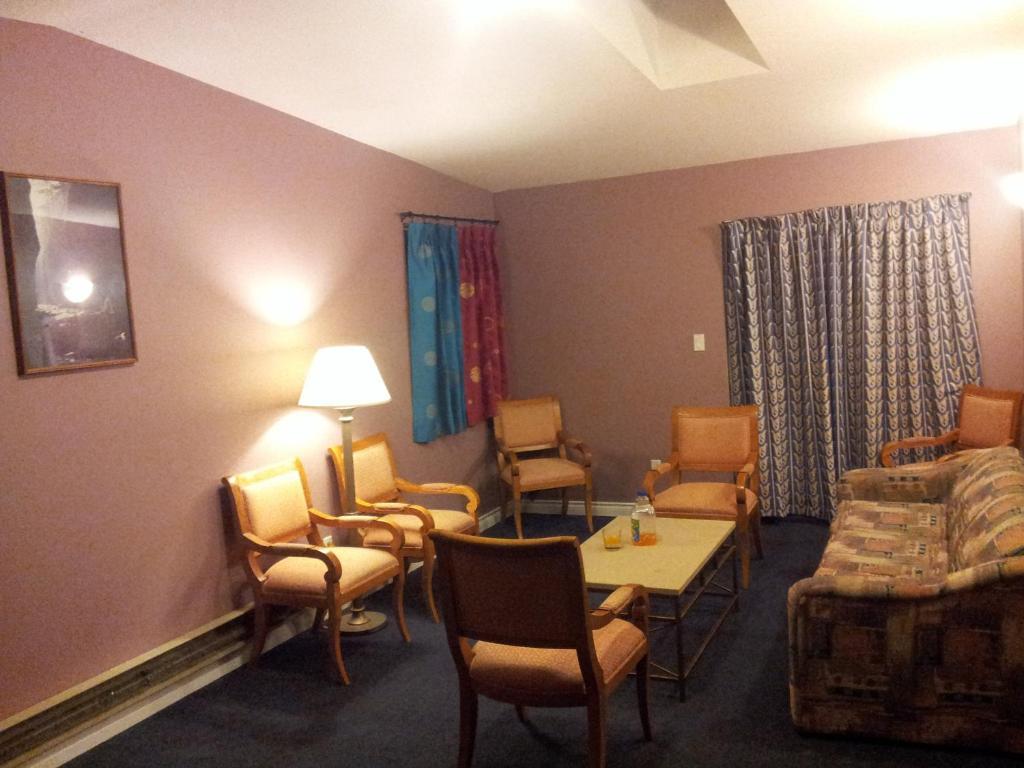 Cache Creek Inn Oda fotoğraf