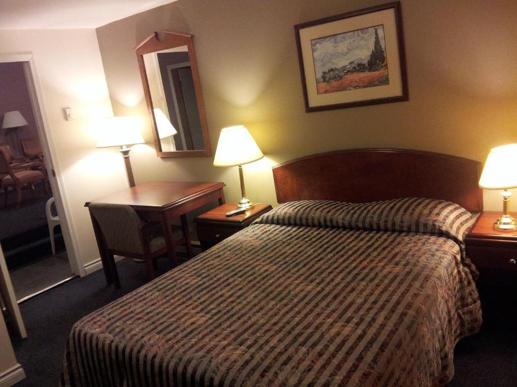 Cache Creek Inn Oda fotoğraf